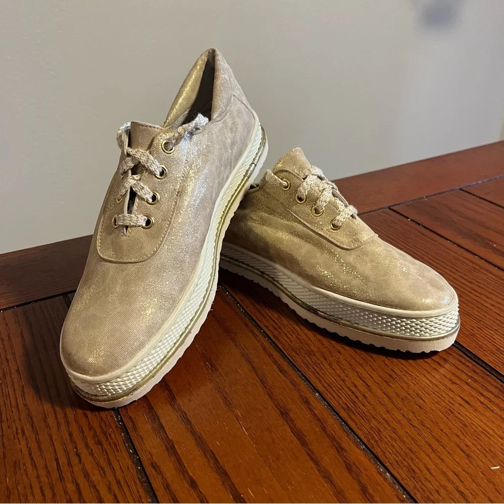 Stuart Weitzman Gold Metallic Animal Print Sneakers-holiday Christmas NWOT - Picture 1 of 5